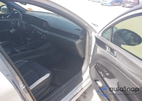 2025 Kia K5 Gt-Line из США, поврежденный, VIN KNAG64J75S5301401